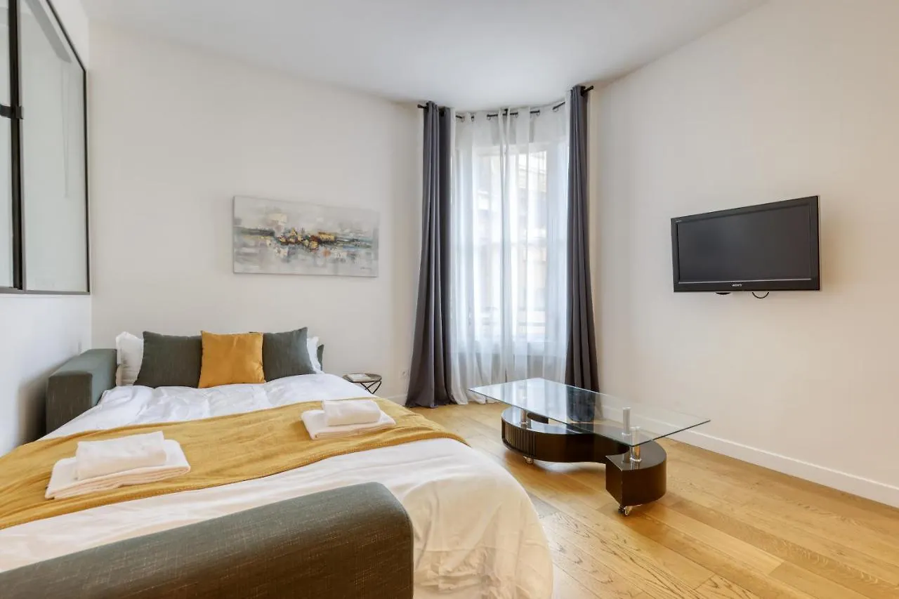 Chic And Warm 1 Bd Flat - Heart Of The Luxury 16Th Apartment Paris